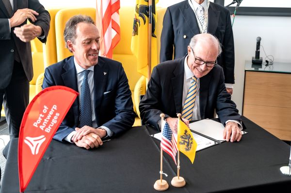 Port of Antwerp signing