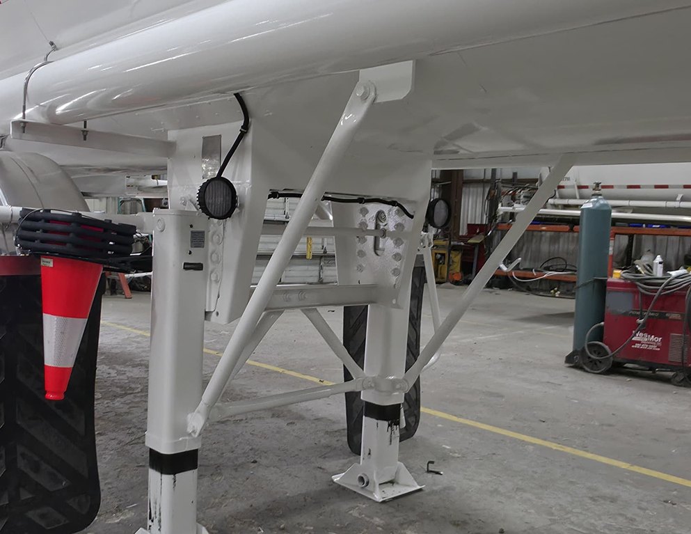 Cryogenic trailer undercarriage after restoration
