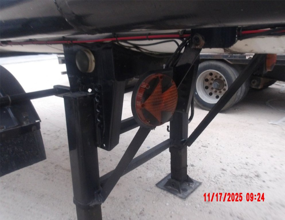 Cryogenic trailer undercarriage before restoration